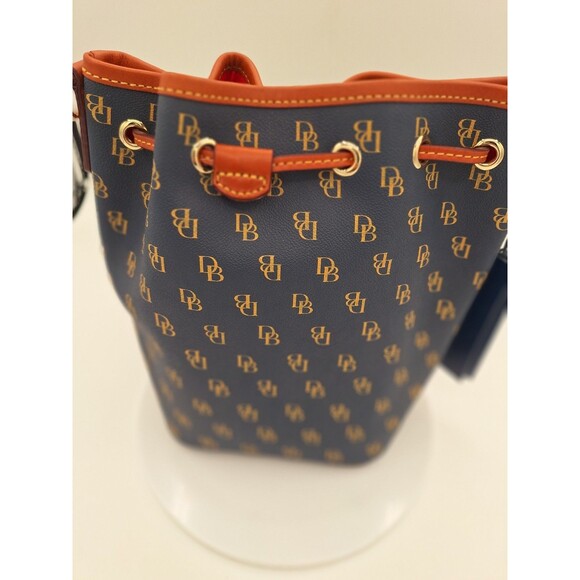 Dooney‎ Bourke Gretta SMALL Drawstring Logo Bucket  NAVY NWT - Picture 6 of 16